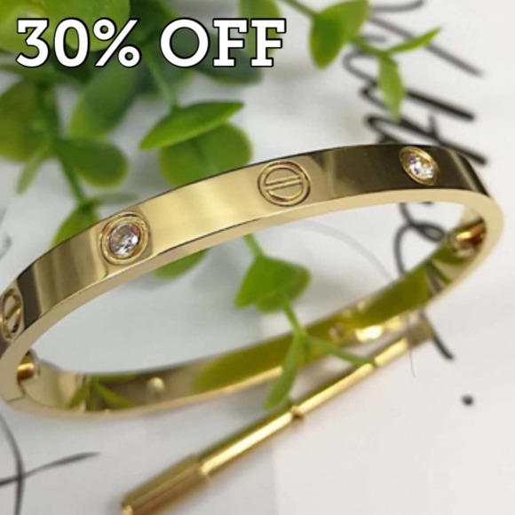 Jewelry - 18K Gold plated 4 stones love bracelet.